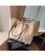 Daily work commuting large capacity bag female 2023 summer simple versatile Tote bag niche fashion shoulder bag